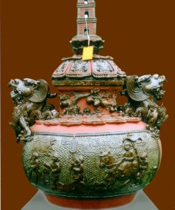 Lọ Ngọc Bình
